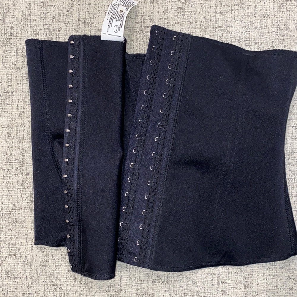 EUC Vedette 103 Waist Trainer Shapewear 38